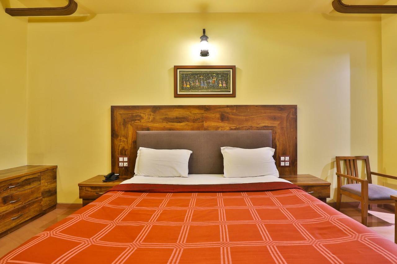 Palette - Hotel Ocean Inn Daman Kültér fotó