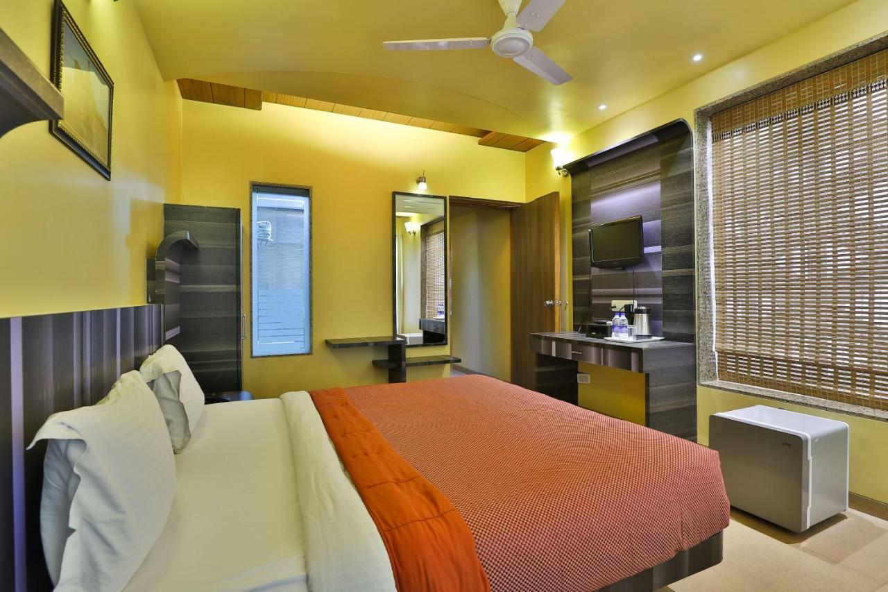 Palette - Hotel Ocean Inn Daman Kültér fotó