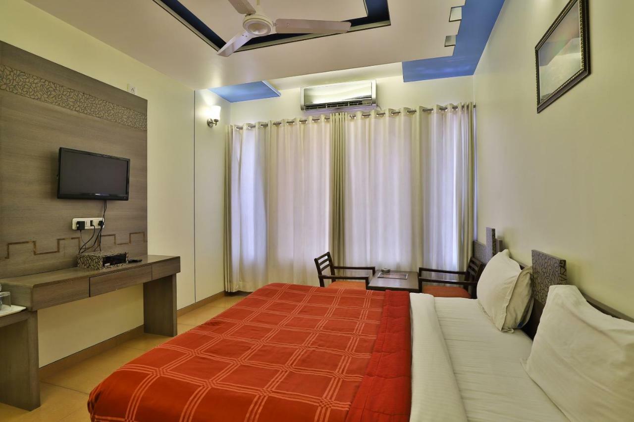 Palette - Hotel Ocean Inn Daman Kültér fotó