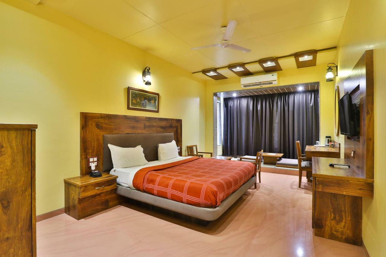 Palette - Hotel Ocean Inn Daman Kültér fotó